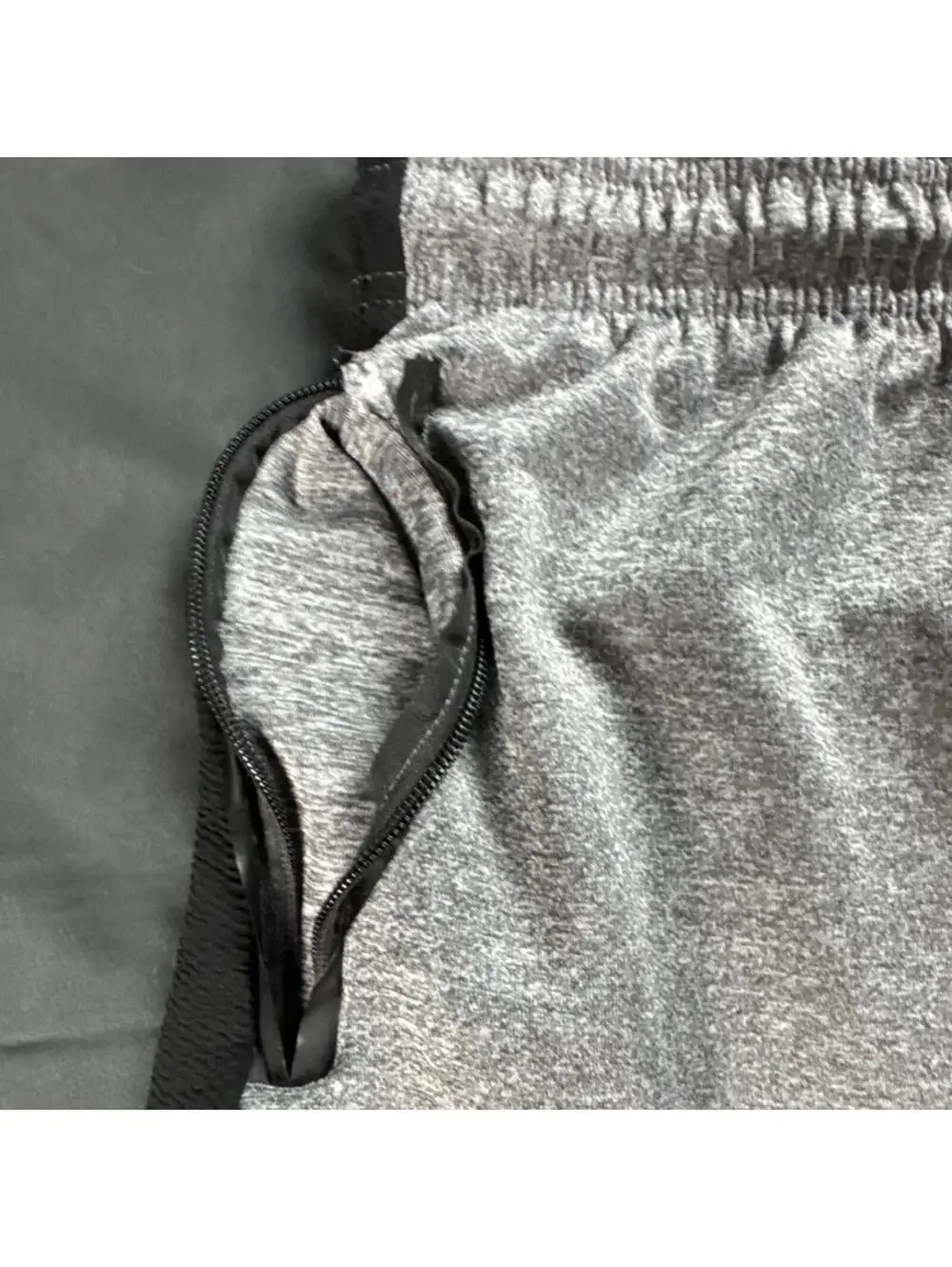 Mens Size L Athletic Shorts Gray Black Knit Zipper Pockets Drawstring Gym Sport